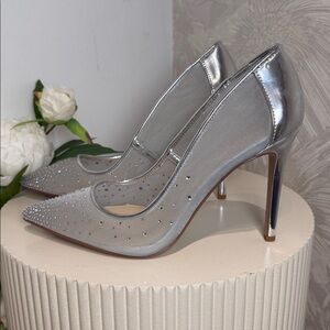 Silver Mesh Rhinestone Pointed-Toe Pumps – Brand New